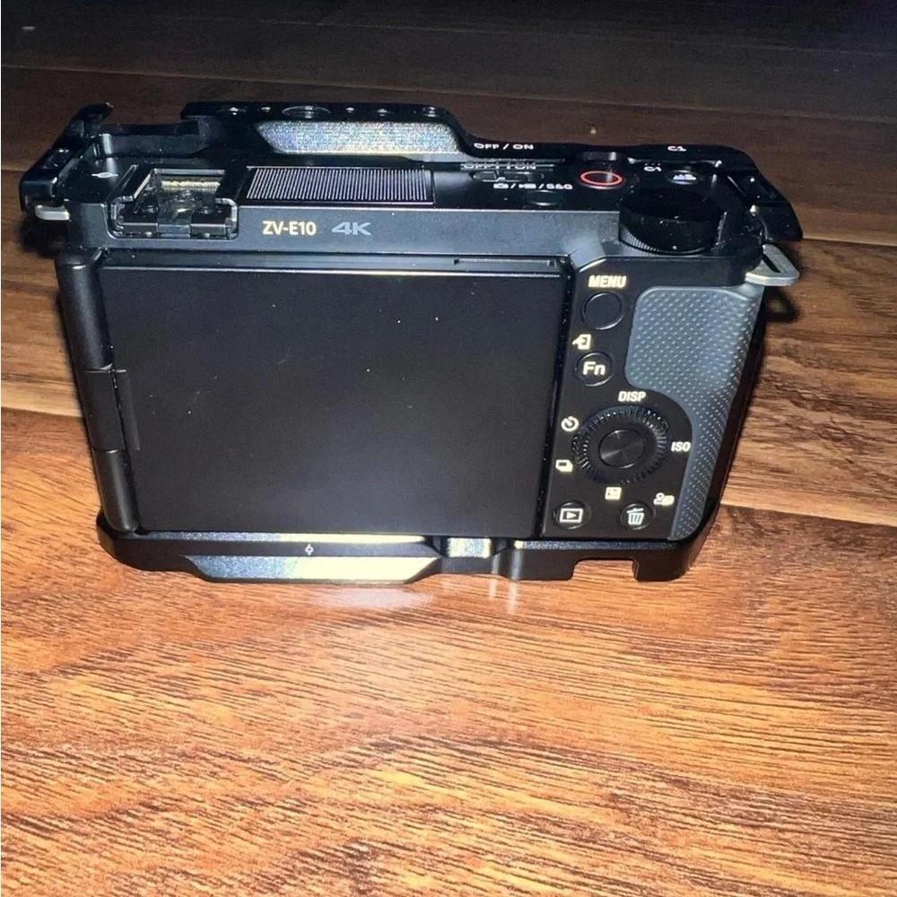 Sony Black Mirrorless Camera Body with SmallRig Cage